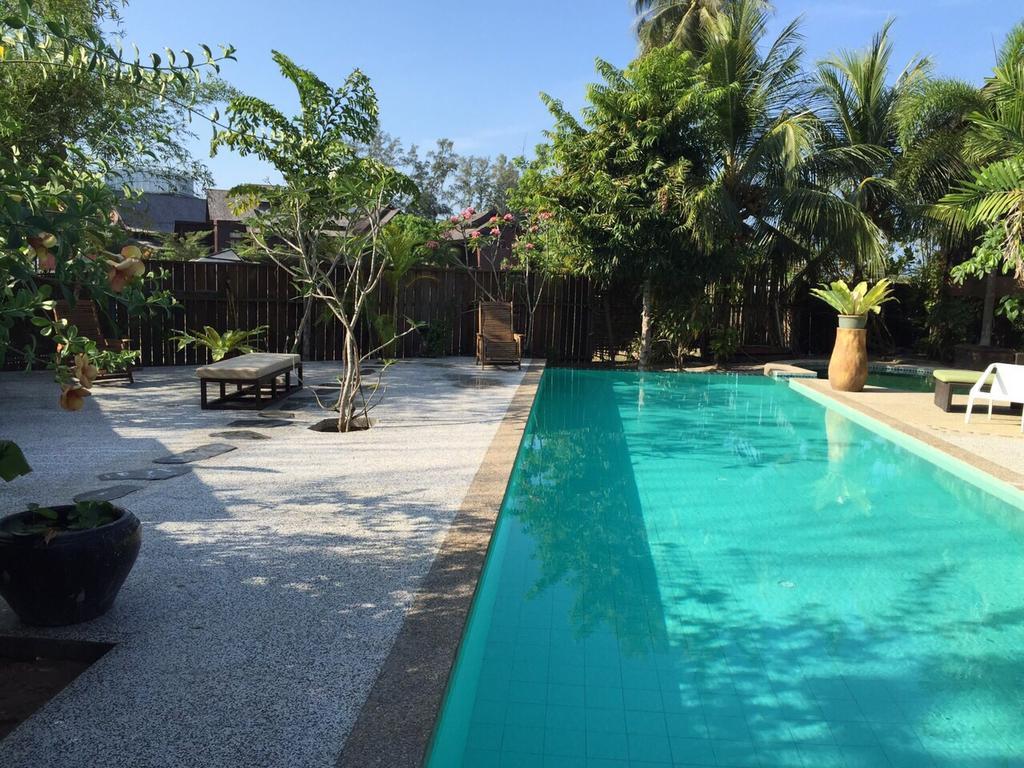 Panji Panji Tropical Wooden Home Pantai Cenang  Exterior foto