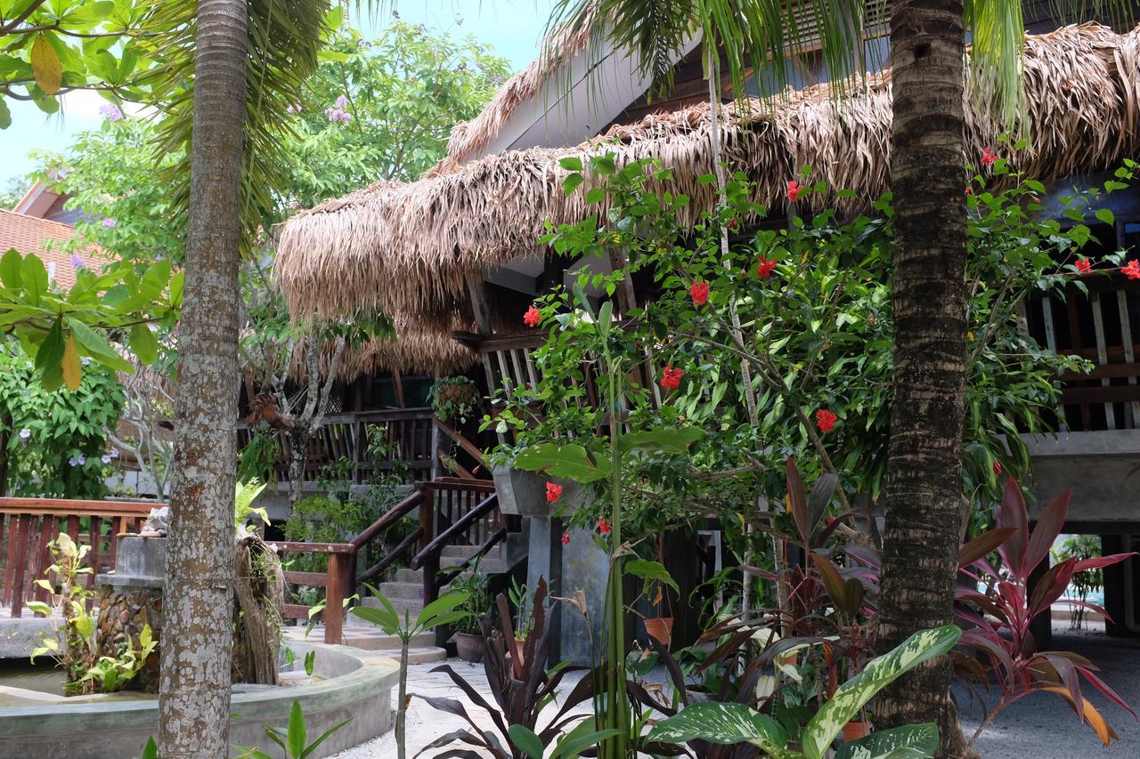 Panji Panji Tropical Wooden Home Pantai Cenang  Exterior foto